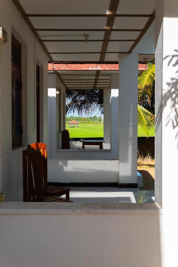 Surf & Yoga Arugam Bay Hotel Exterior photo