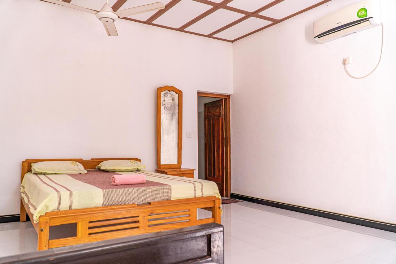 Surf & Yoga Arugam Bay Hotel Exterior photo